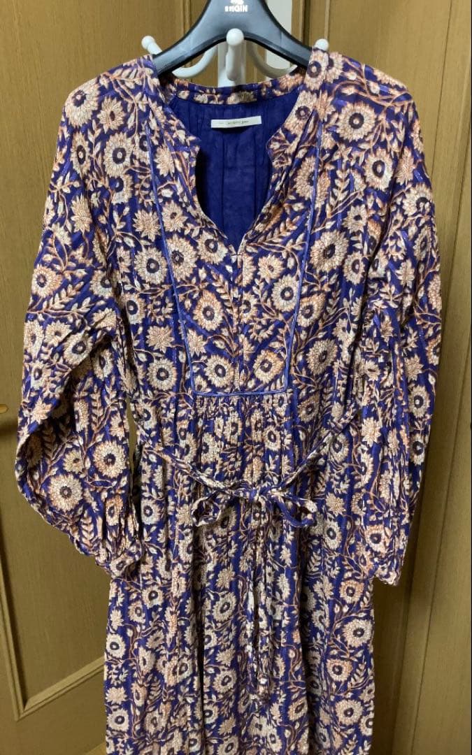 ne Quittez pas 花柄ロングワンピース 長袖 Vネック　Sサイズ