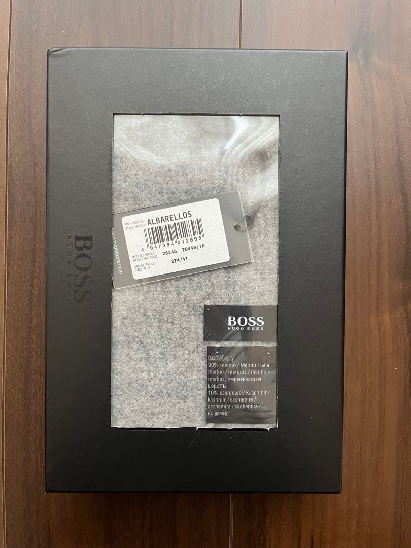 新品未使用★hugo boss マフラー メンズ　箱入り