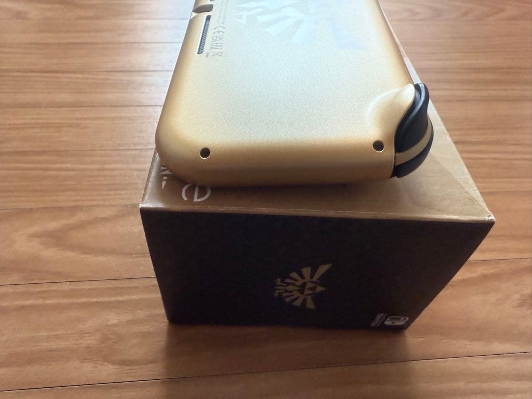 美品　Nintendo Switch Lite本体 ゼルダの伝説エディション