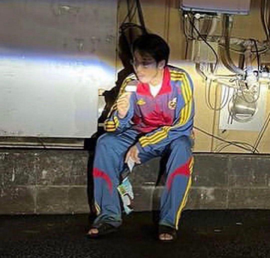 スペイン代表 ヴィンテージナイロンジャケット y2k 00s テック系 city