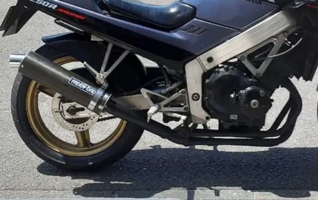 mc22 エキパイ faddydaddy マフラー