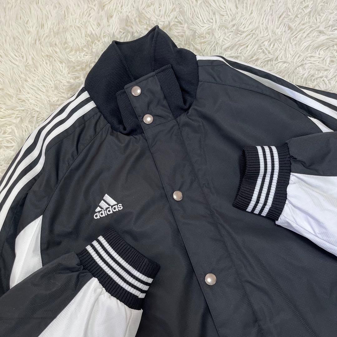 新品タグ付✨アディダスXL ウィンドストッパー スタジャン 中綿ブルゾン　黒　白