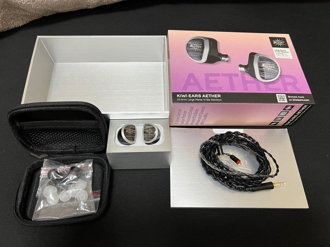 KIWI EARS AETHER リケーブル可能イヤホン