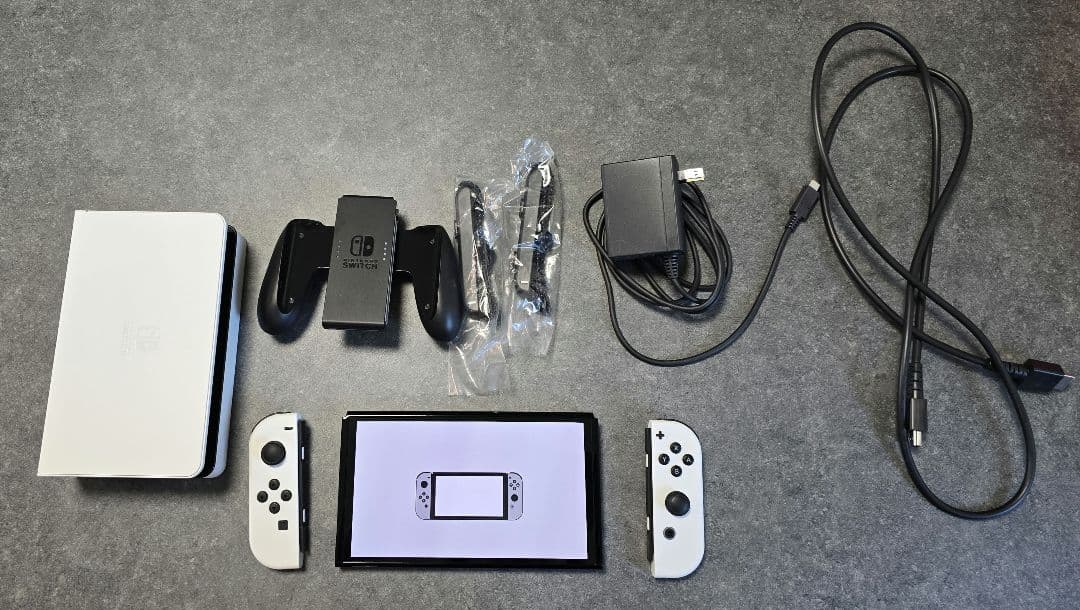 ニンテンドースイッチ 有機ELモデル GCコントローラー/SDカード付