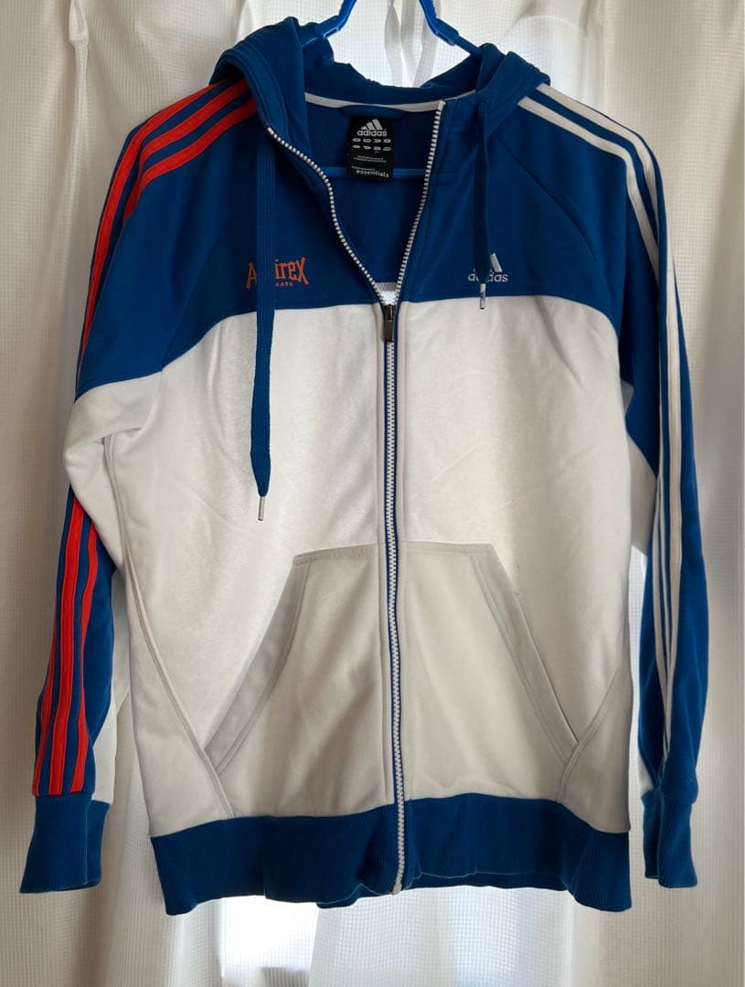 アルビレックス新潟adidasパーカー