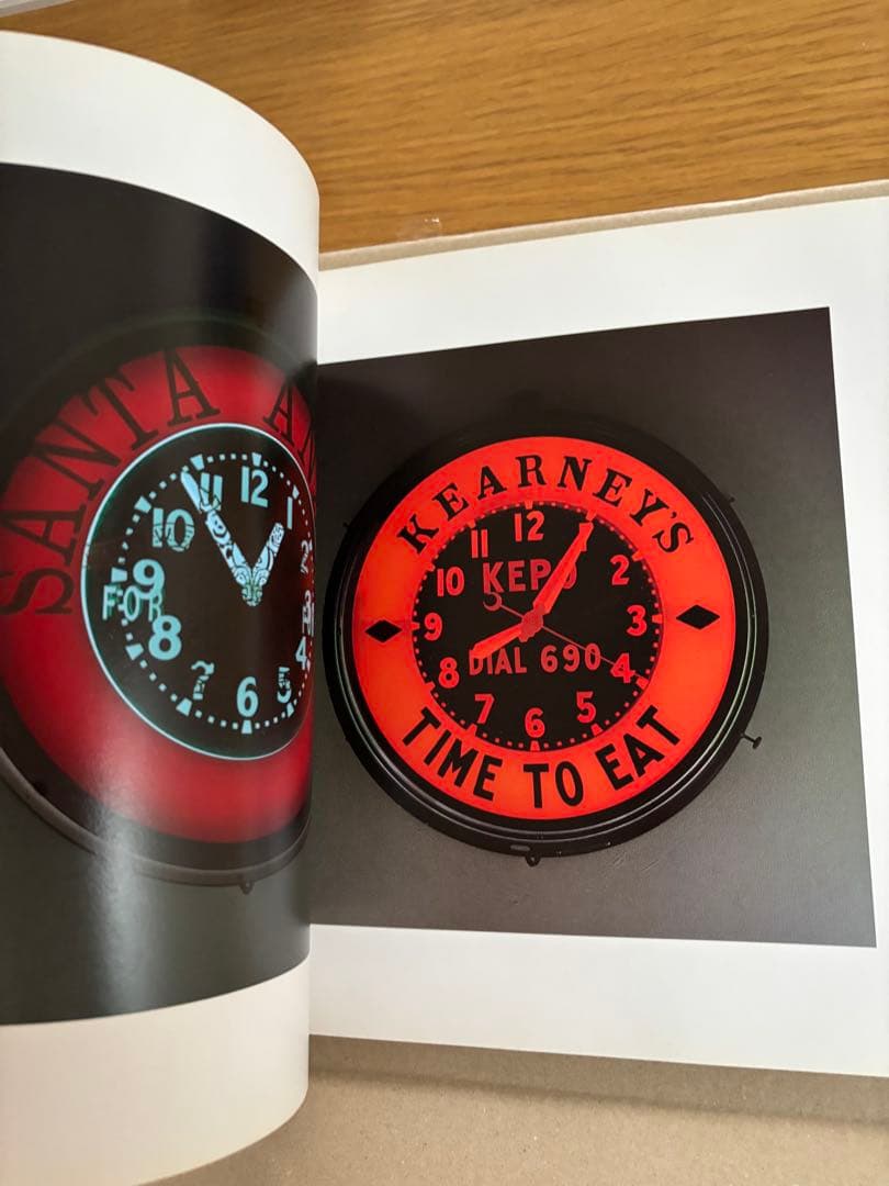 NEONCLOCK ネオンクロック ハリウッドランチマーケット　アート　レア　本