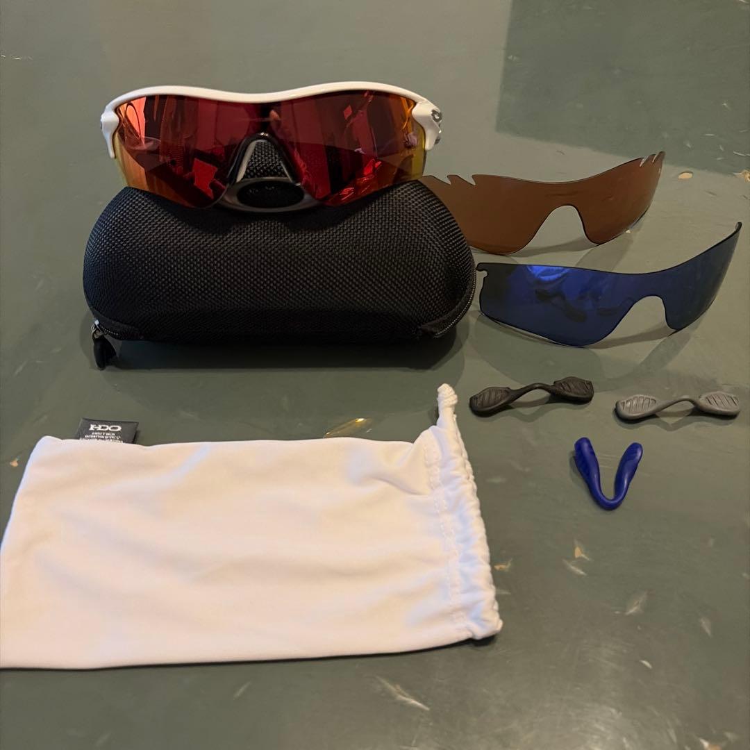 オークリー　OAKLEY レーダーロックパス　替レンズ2枚　ケース付き