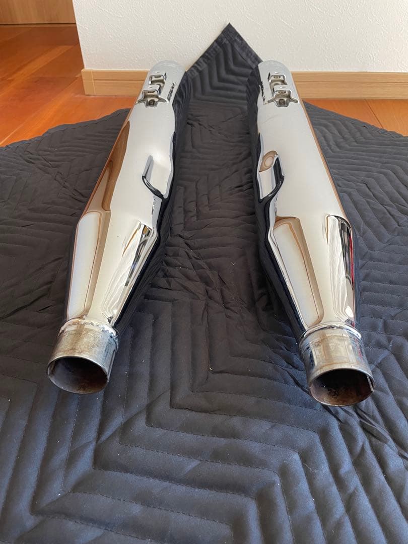 バンス＆ハインズ　ツインスラッシュ スリップオンマフラー ツーリング用