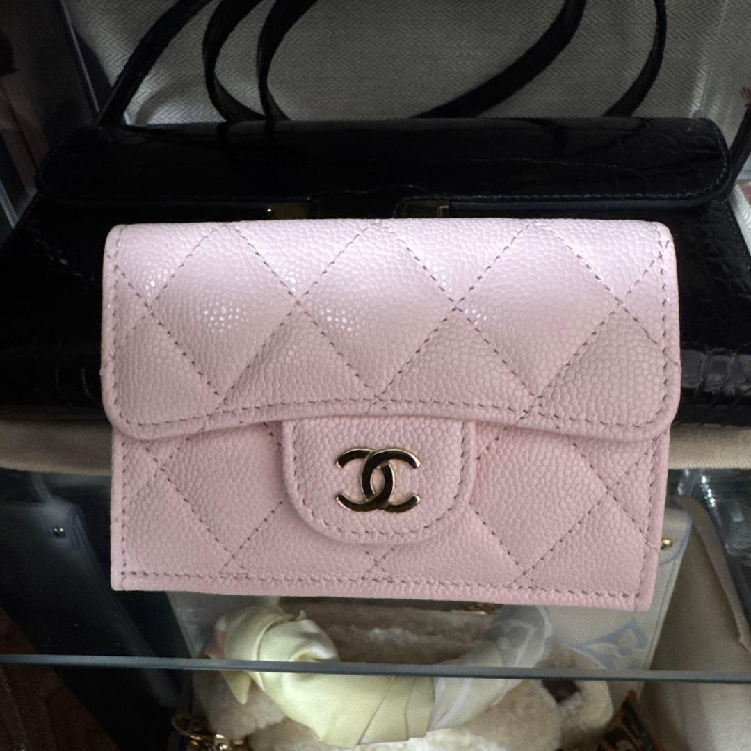 CHANEL ピンク ラムスキン三つ折り財布