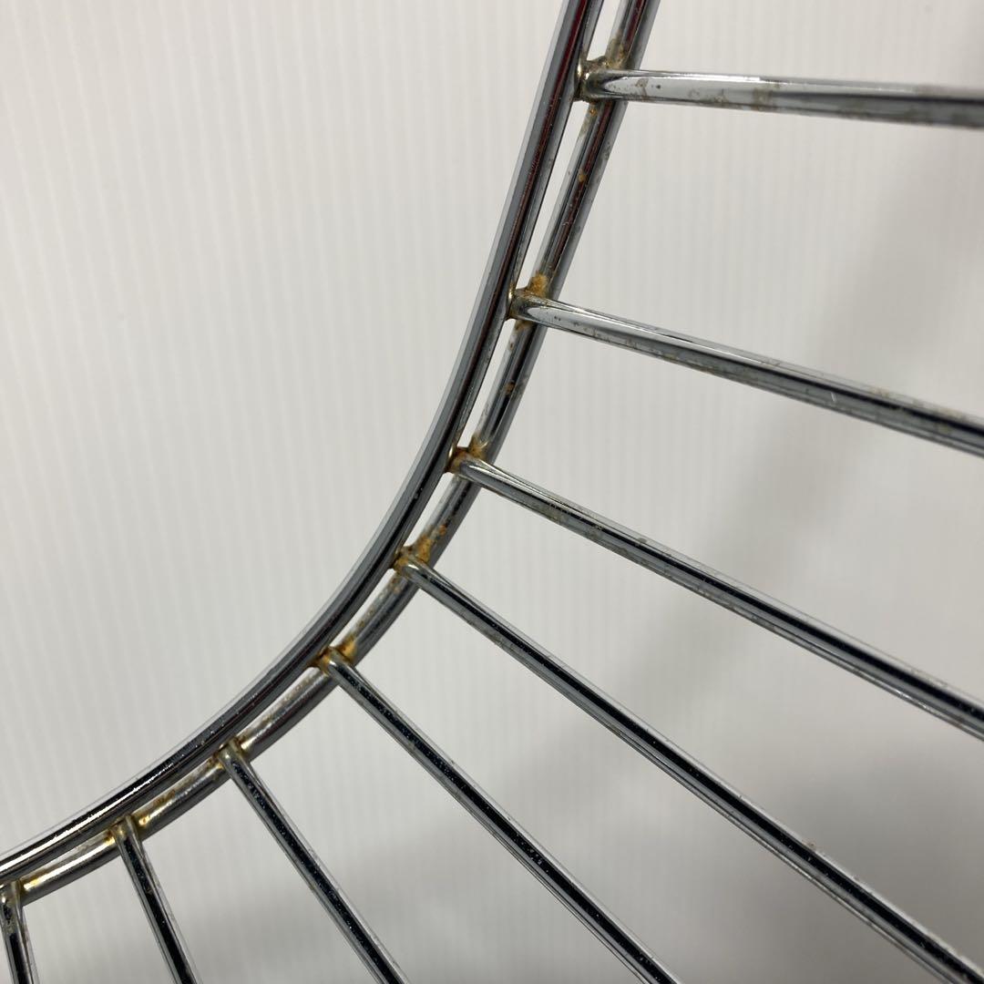 イームズ　ワイヤーチェア　リプロダクト　ミッドセンチュリー　ダイニングチェア