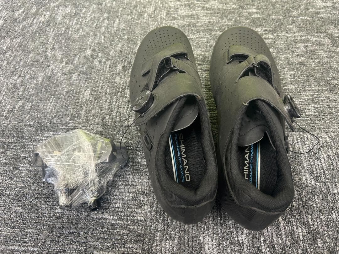 SHIMANO ブラック シューズ 42