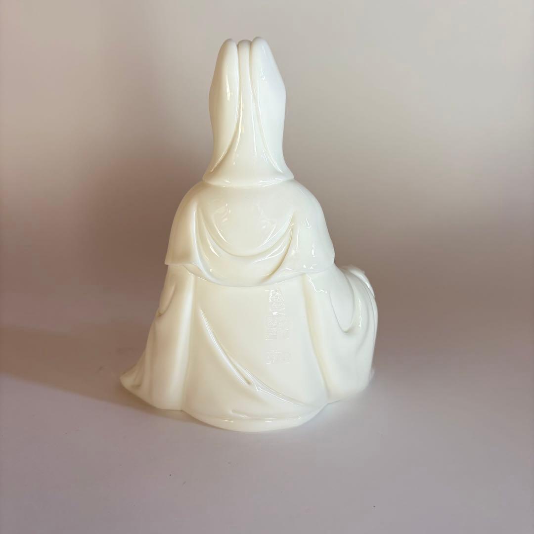 中国美術　玉白瓷　観音菩薩像　招生観音