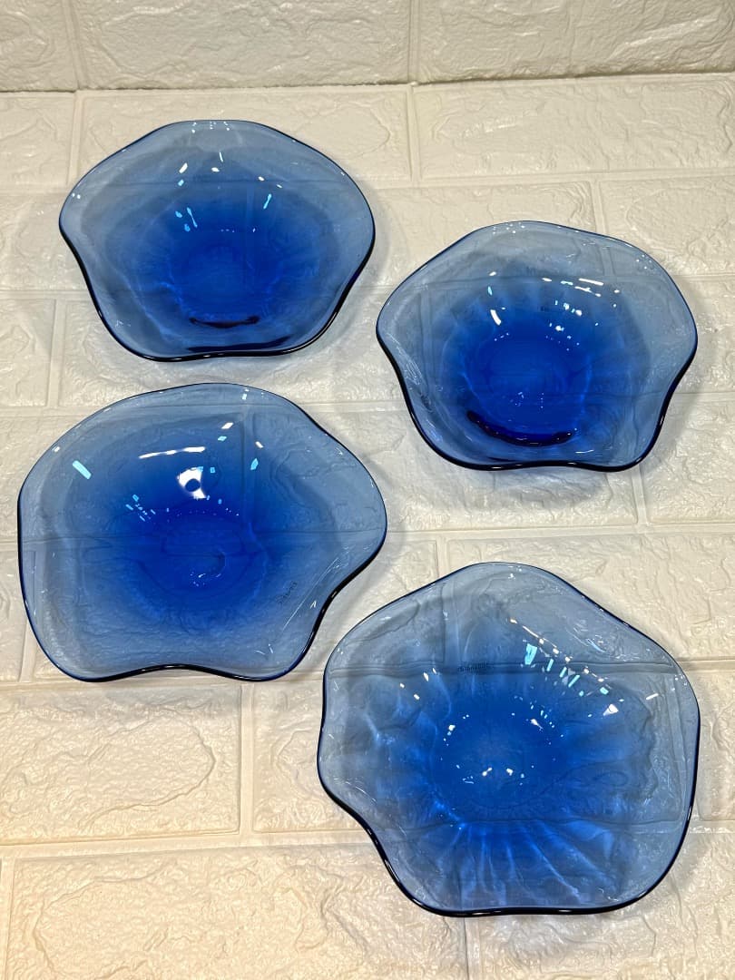 【新品】スガハラ 青の花柄皿 4枚 セザート皿