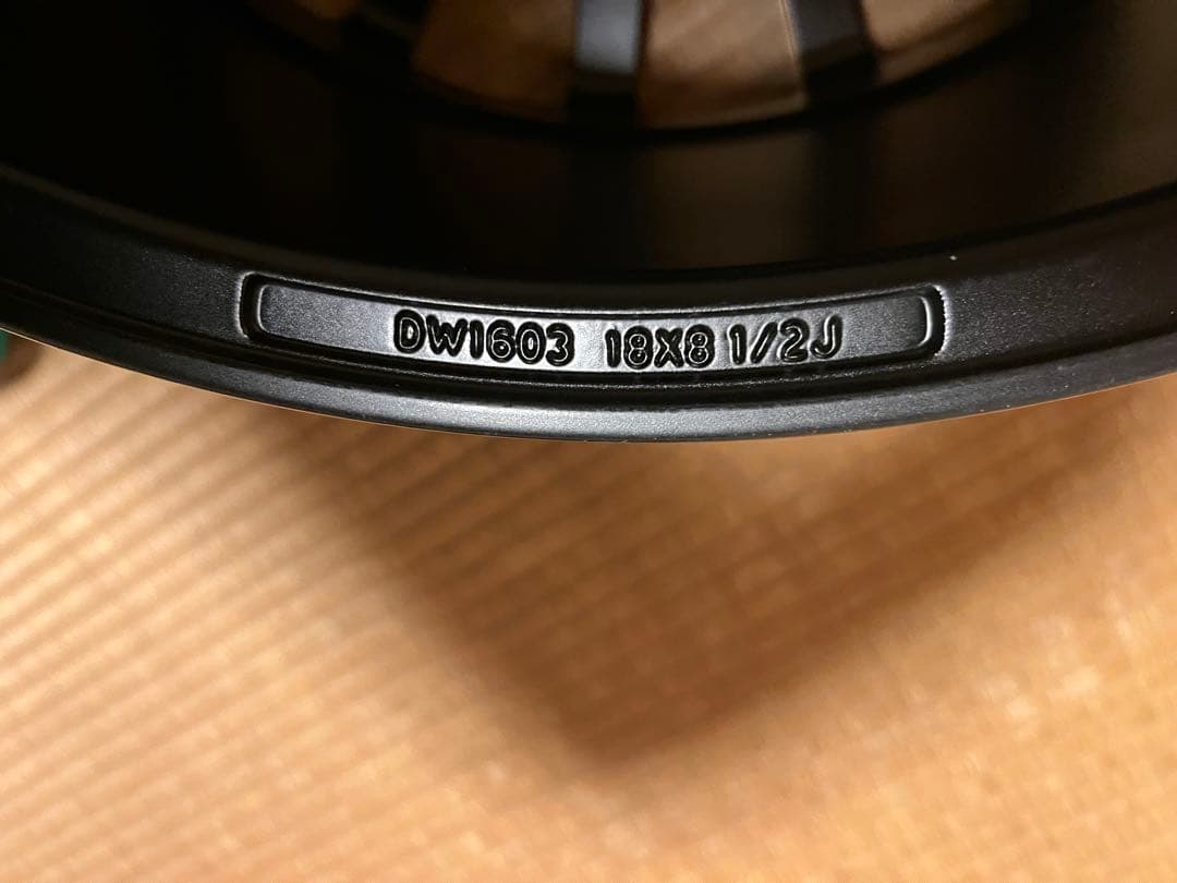 Carlsson RAD RSR GT風 18インチ　8.5J