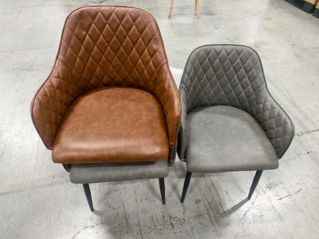 高級感レザーファブリックダイニングチェア4脚セットスチール脚北欧風おしゃれ