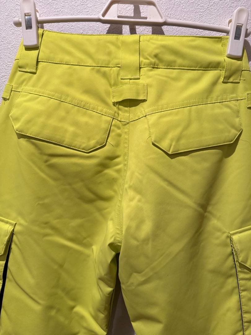 スノーボードウェア DC 青と黄色迷彩　140cm