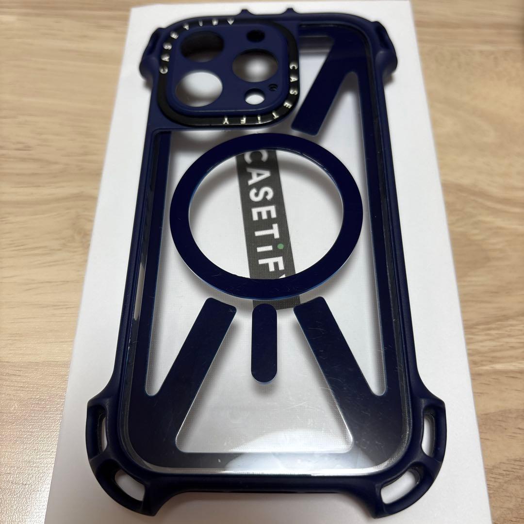 CASETiFY ウルトラバウンス　iPhone16pro MagSafe対応