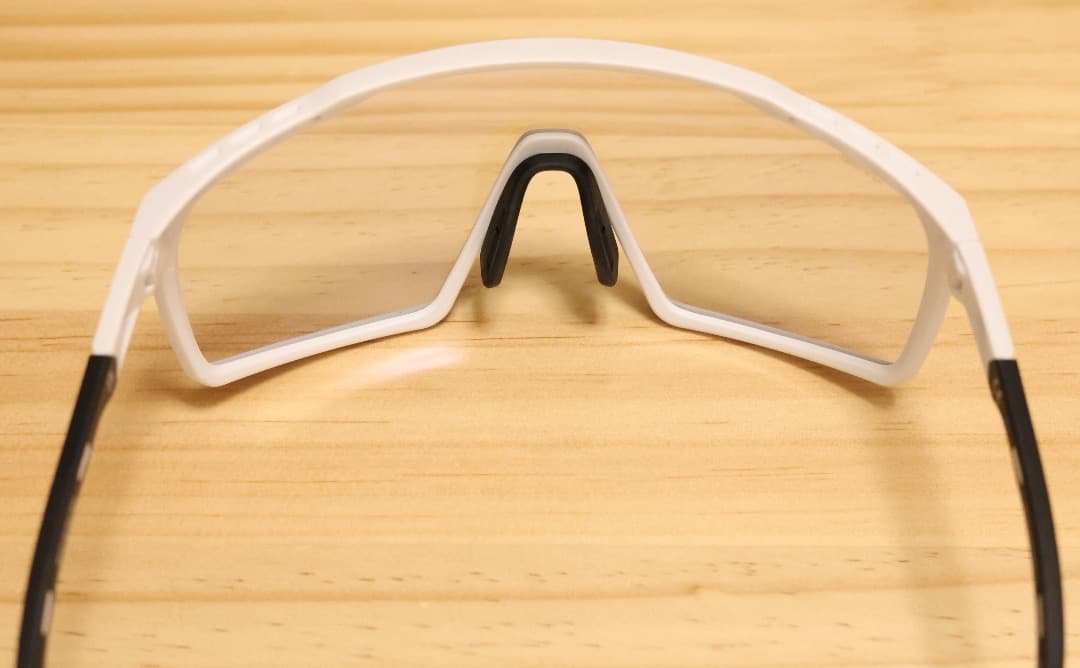 uvex mtn perform V - 調光サングラス