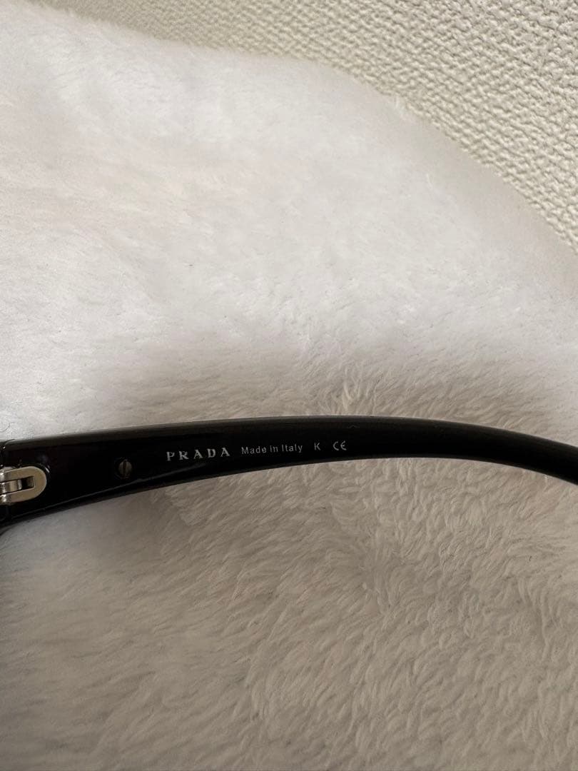 PRADA ブラック サングラス spr14g ガクト着用モデル　入手困難