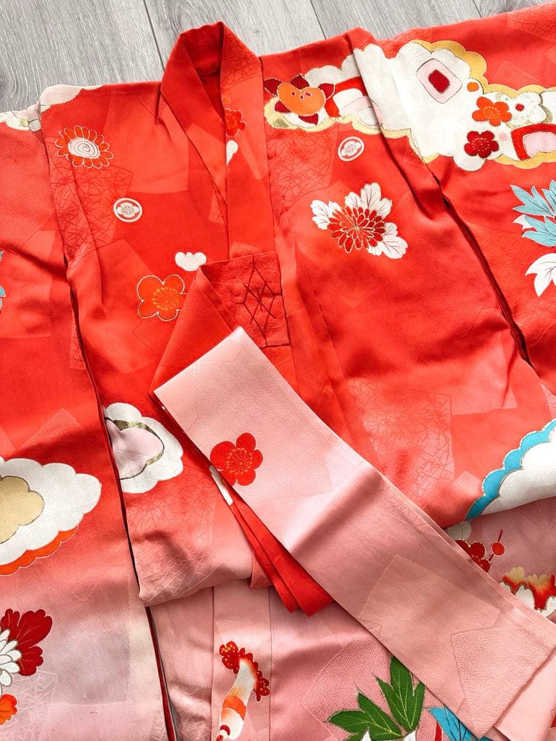 アンティーク 女児 お宮参り 祝い着 赤ピンクぼかし 金彩 金駒刺繍 長襦袢付き