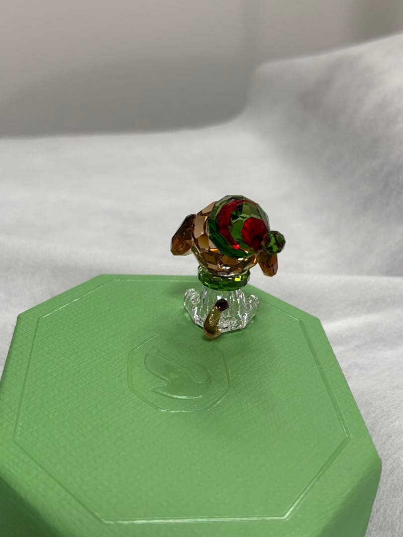 スワロフスキー　スワロ　限定商品　ホリデー　クリスタル　新品　箱付き　ビーグル