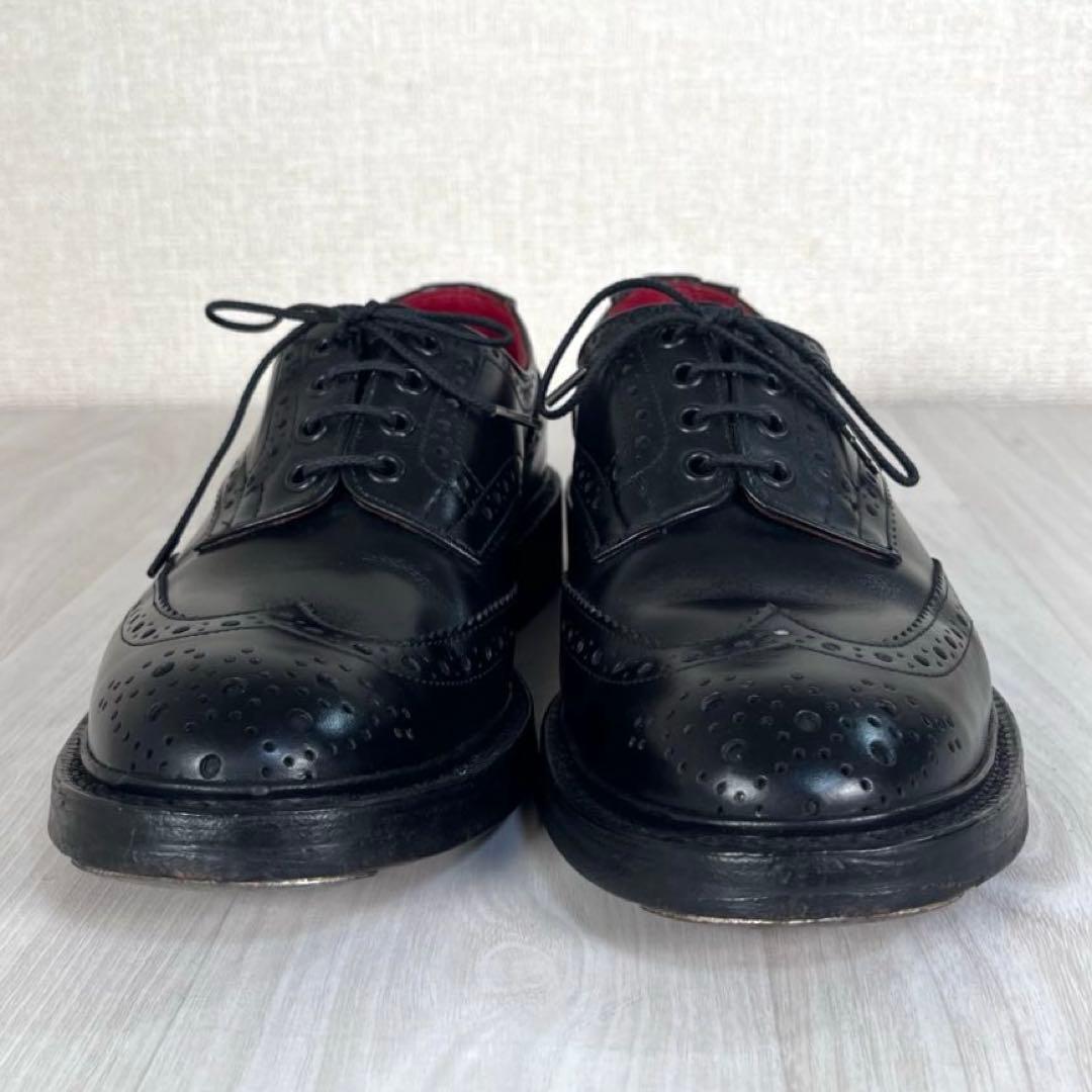【美品】トリッカーズ　バートン 革靴　ウィングチップ　8.5　UR別注モデル