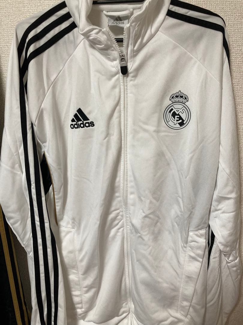adidas レアルマドリード　上下　Oサイズ