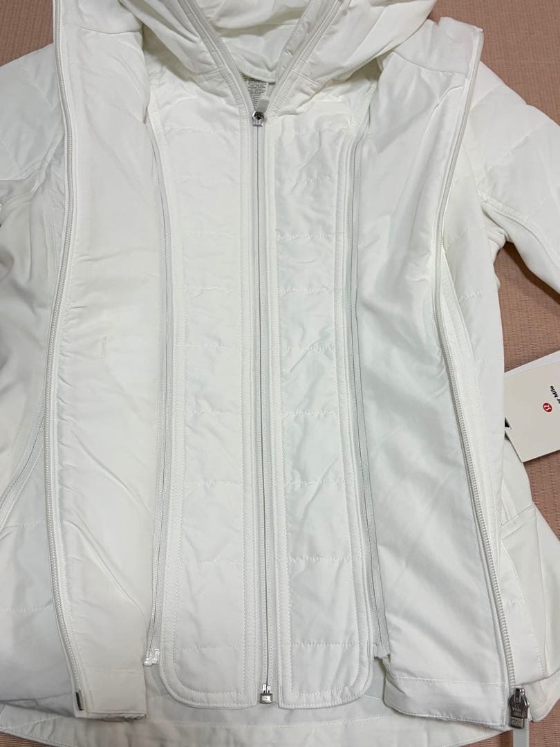 新品★ルルレモン★ダウンジャケット★6 ★Another mile jacket