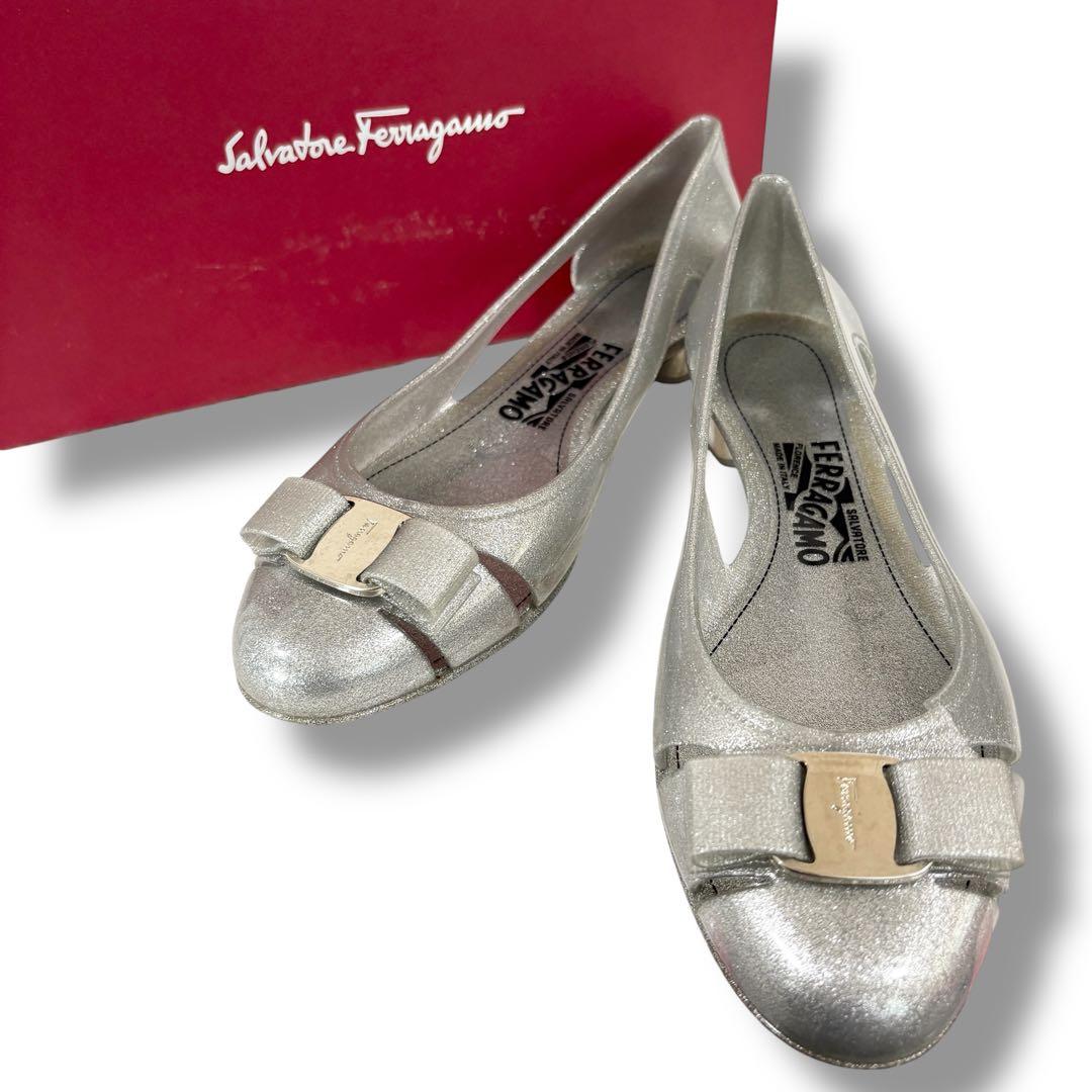 希少サイズ9 Ferragamoフェラガモ バミューダ ラバーシューズ シルバー