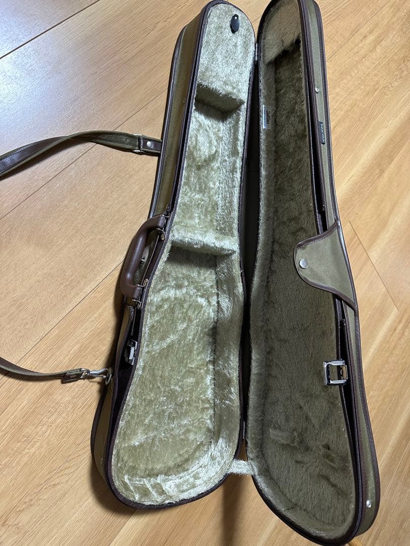 2点まとめ　SUZUKI バイオリンケース　4/4 サークル　スズキ　バイオリン