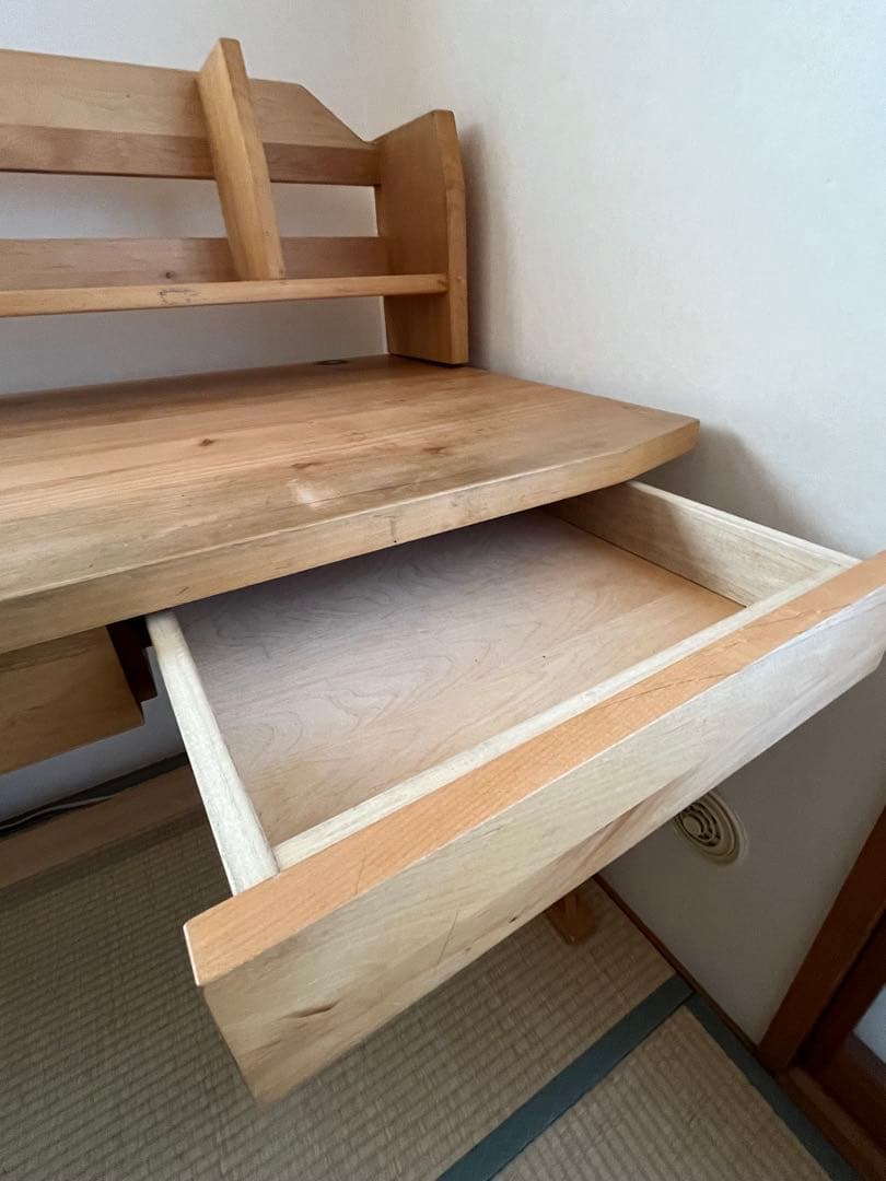 ACTUS 勉強机　REVE 木製シンプルデスク 上棚付き　アクタス