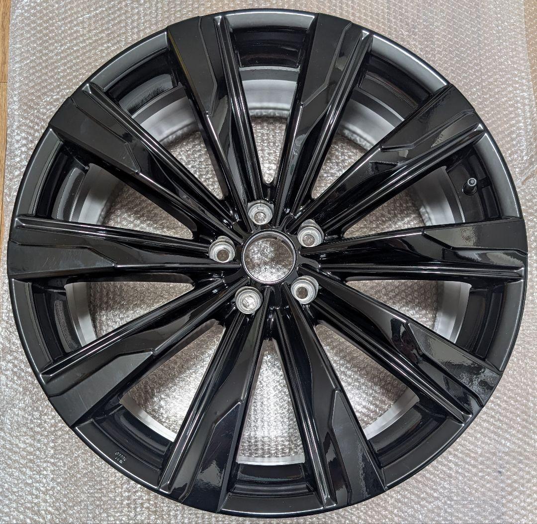 トヨタクラウンスポーツZ 純正アルミホイール１本<新車外し>　ケイスケ