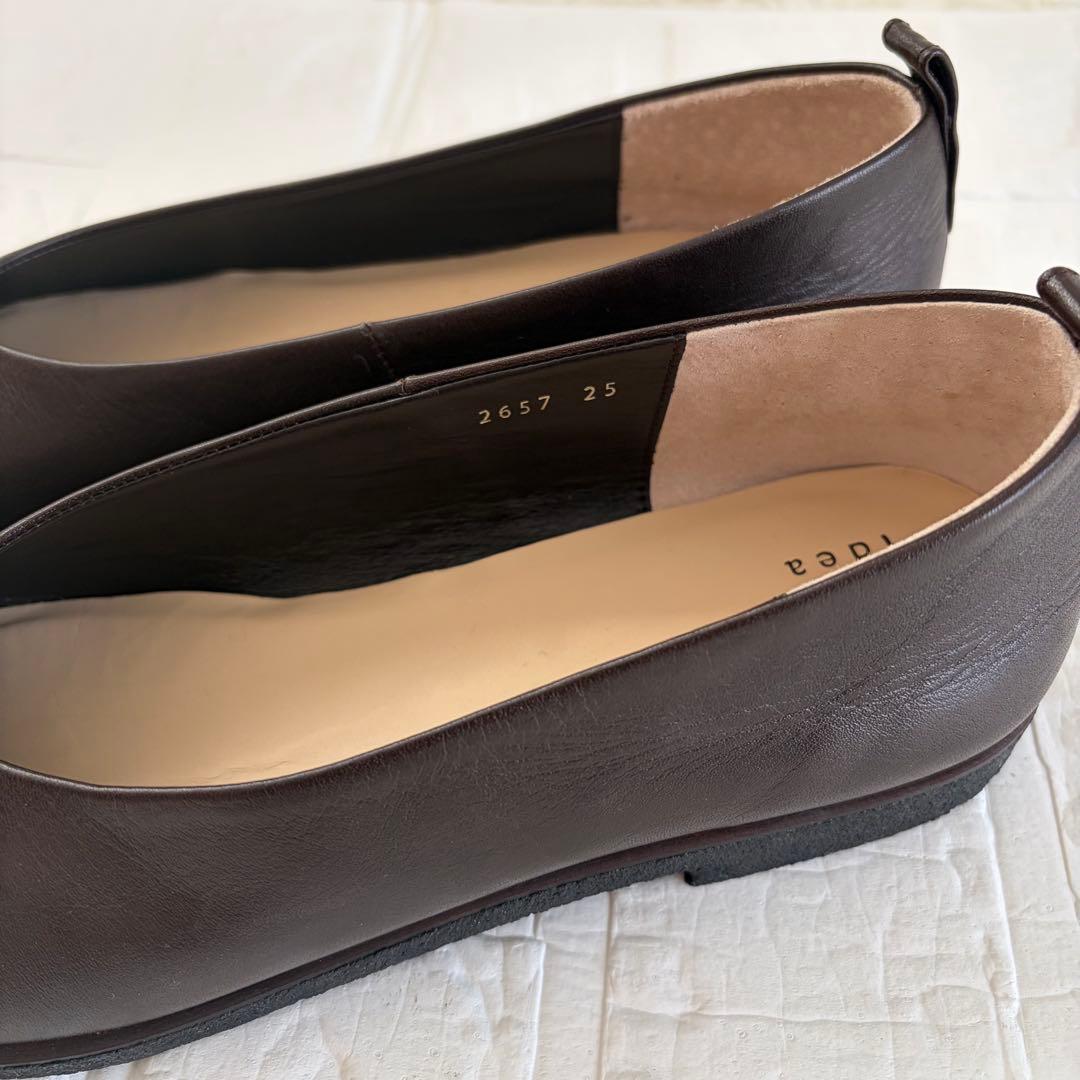 未使用品　マーガレットハウエル　フラットシューズ　ダークブラウン　25.0㎝