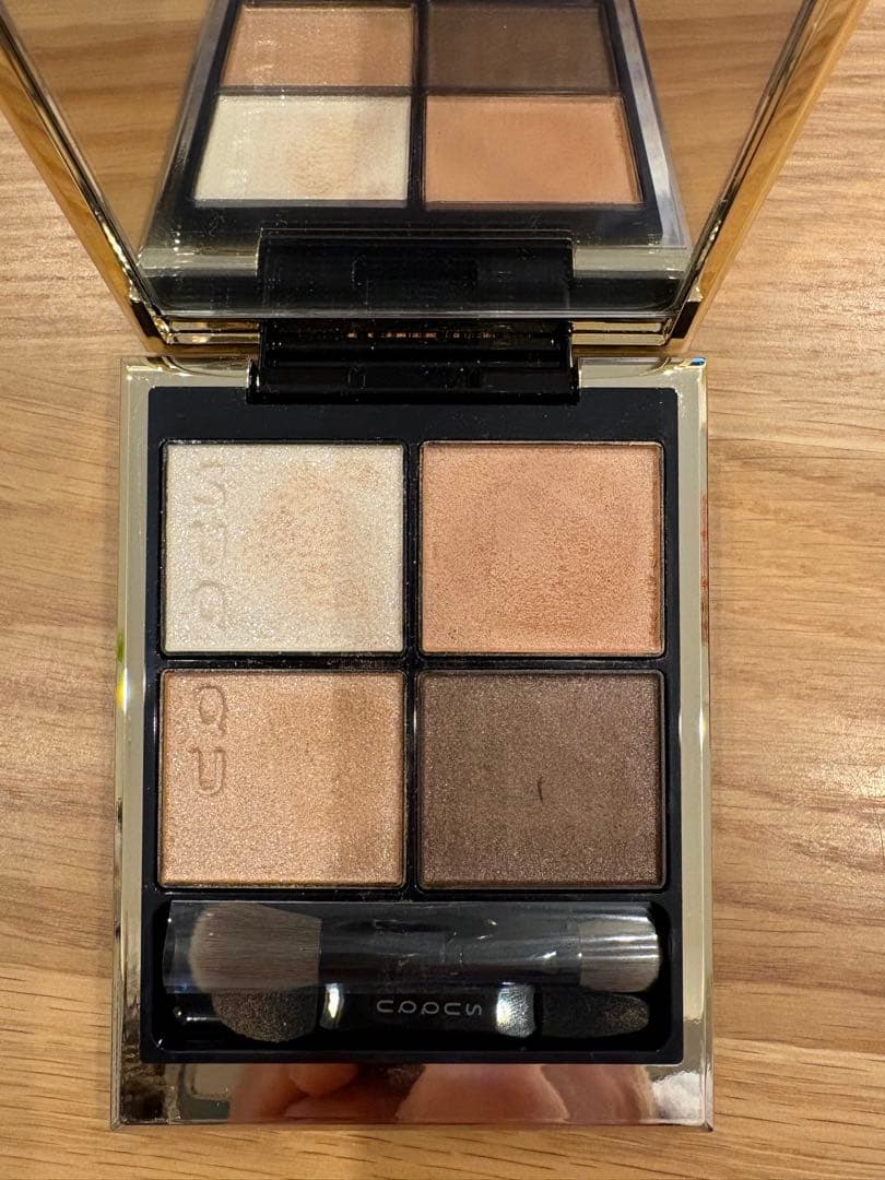 SUQQU シグニチャーカラーアイズ 15(凛覗)