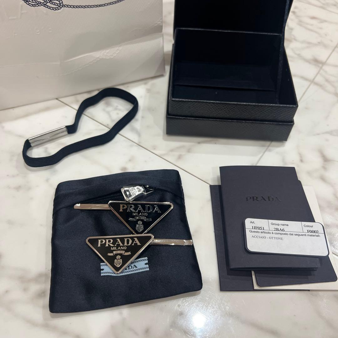 新品未使用 PRADA メタルヘアピン　ブラック