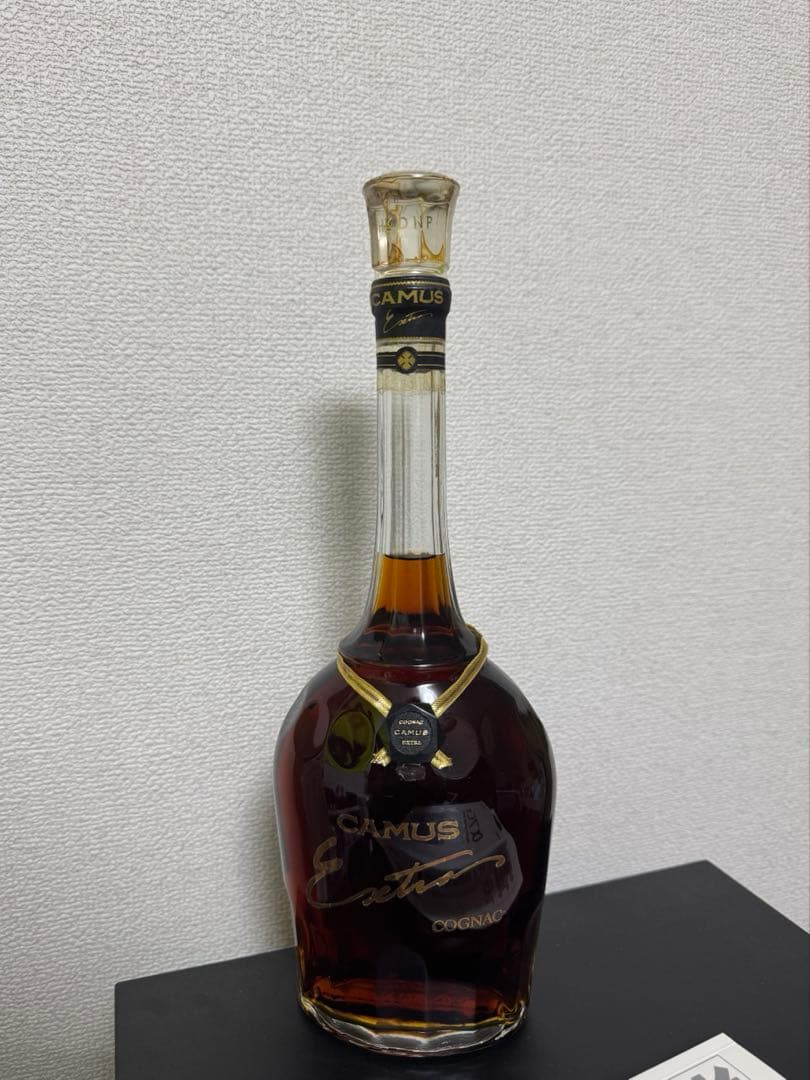 CAMUS（カミュ）エクストラ ロングネック 40％ 700ml