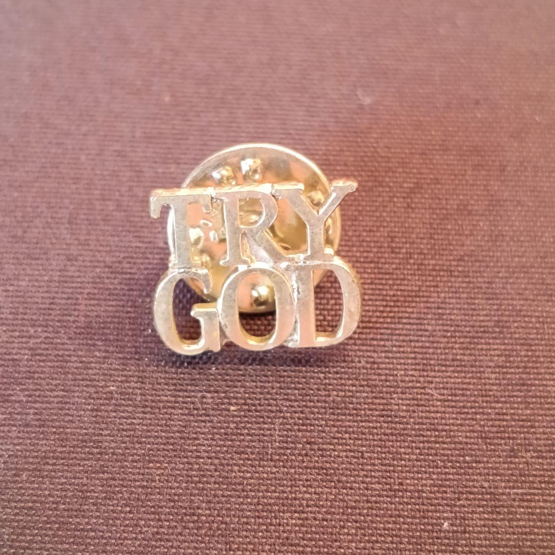 TRY GOD ピンバッジ ティファニー　Tiffany