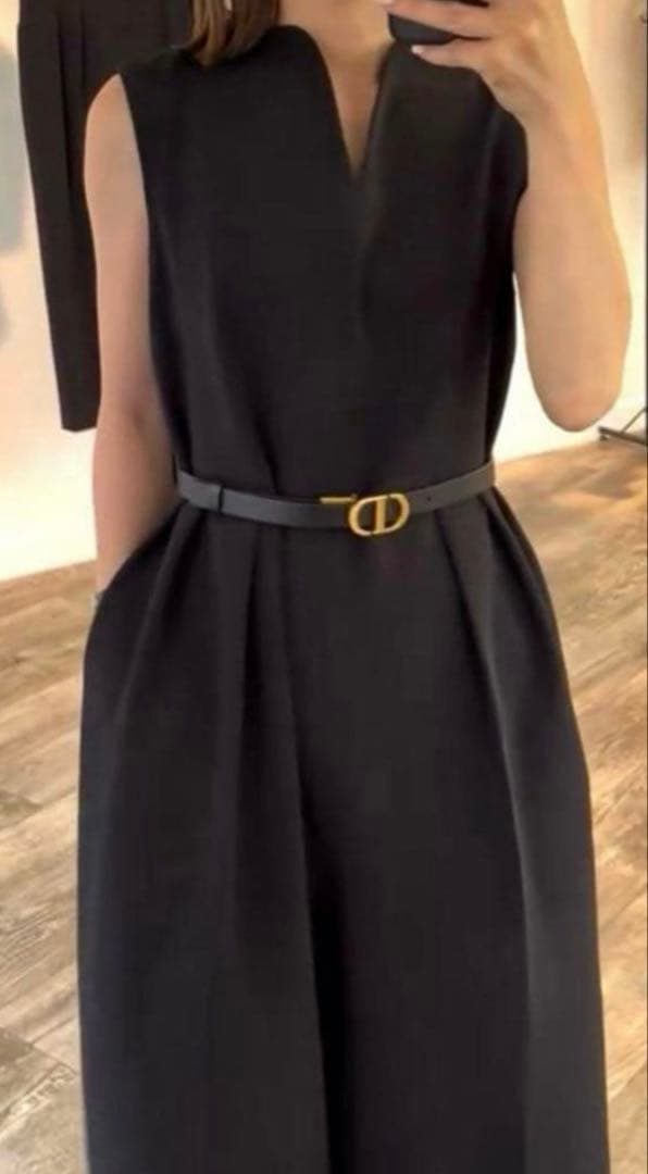 新品タグ付き★ HEVE ハートネックオールインワン　38サイズ