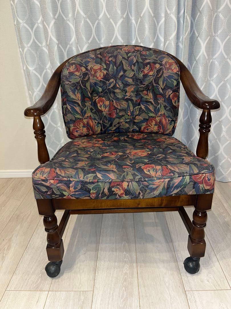 RIPコロニアル アームチェアー キャスター付