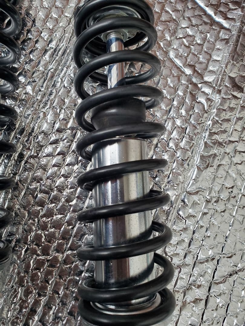 SR400 デイトナ リアサスペンション　中古