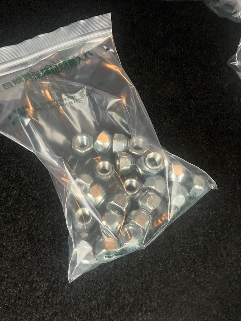 新車2025年製ハイエース純正ホイール/タイヤ/ナット/ホイールカバー4点セット