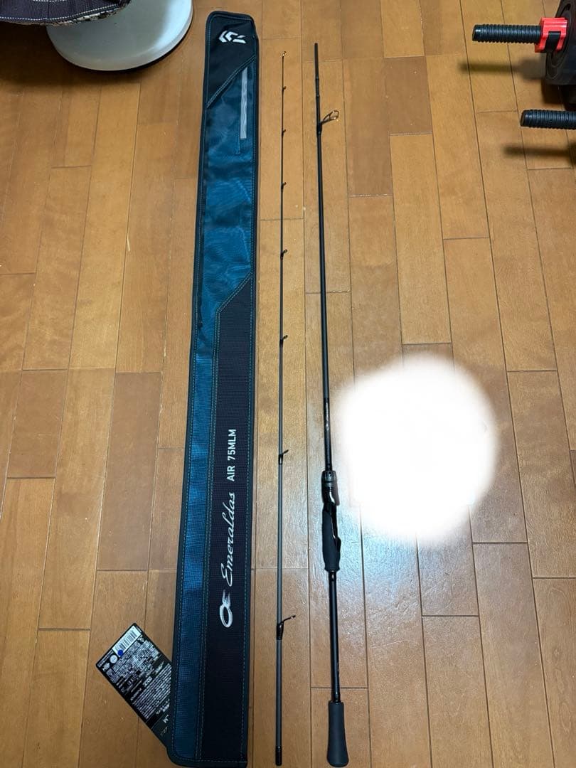 24エメラルダスair (エア) 75LML