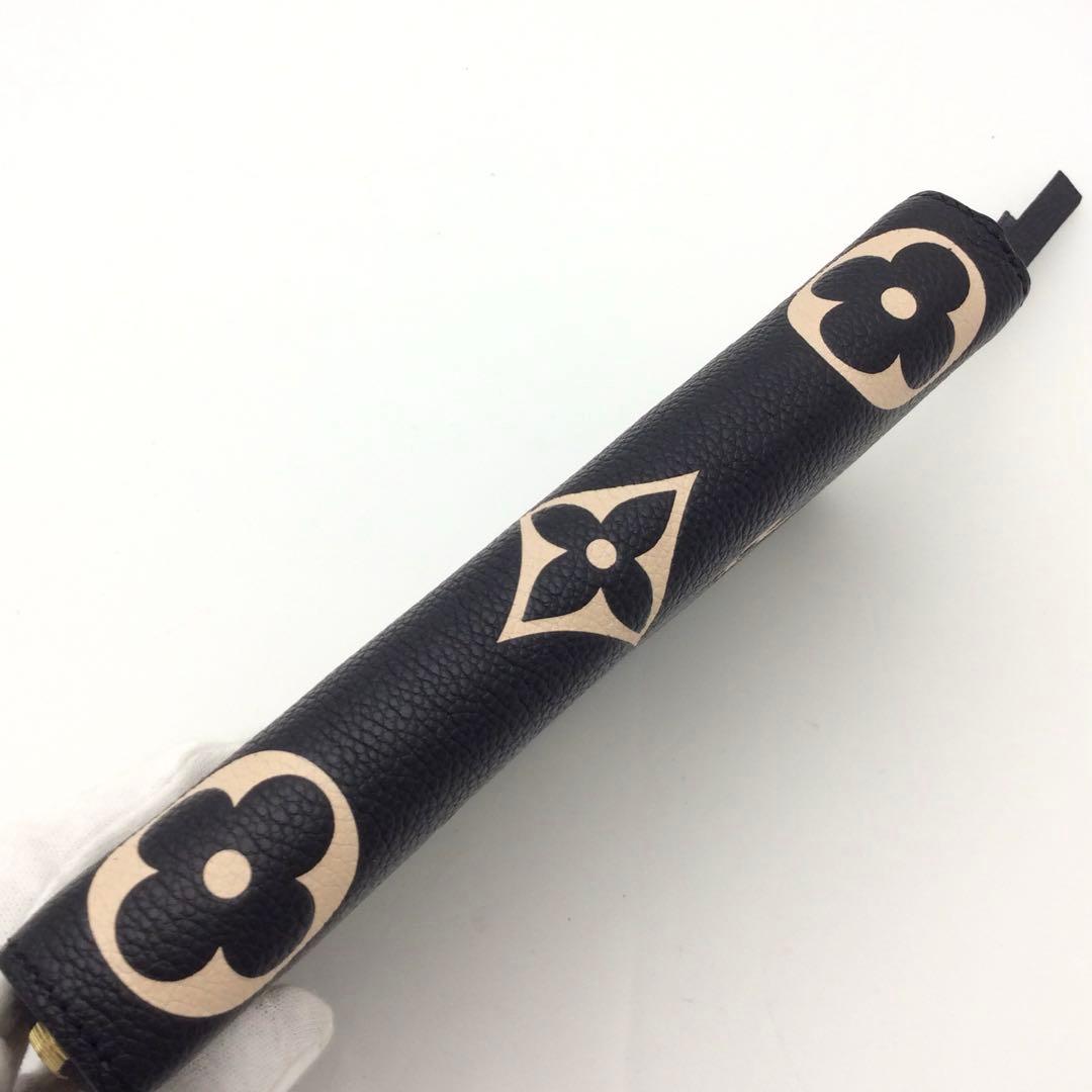 ルイヴィトン モノグラム アンプラント バイカラー ジッピーウォレット 長財布