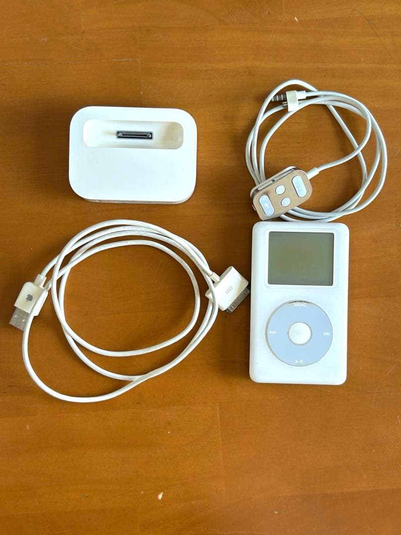 【動作確認済】Apple iPod classic 第4世代セット (20GB)