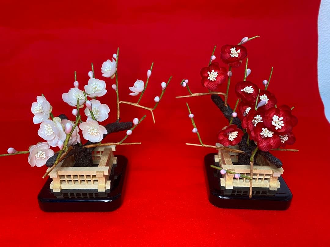 雛人形　草園作　木目込人形　親王飾り・サイズ間口約４７×奥行約３５×高さ約３２㎝