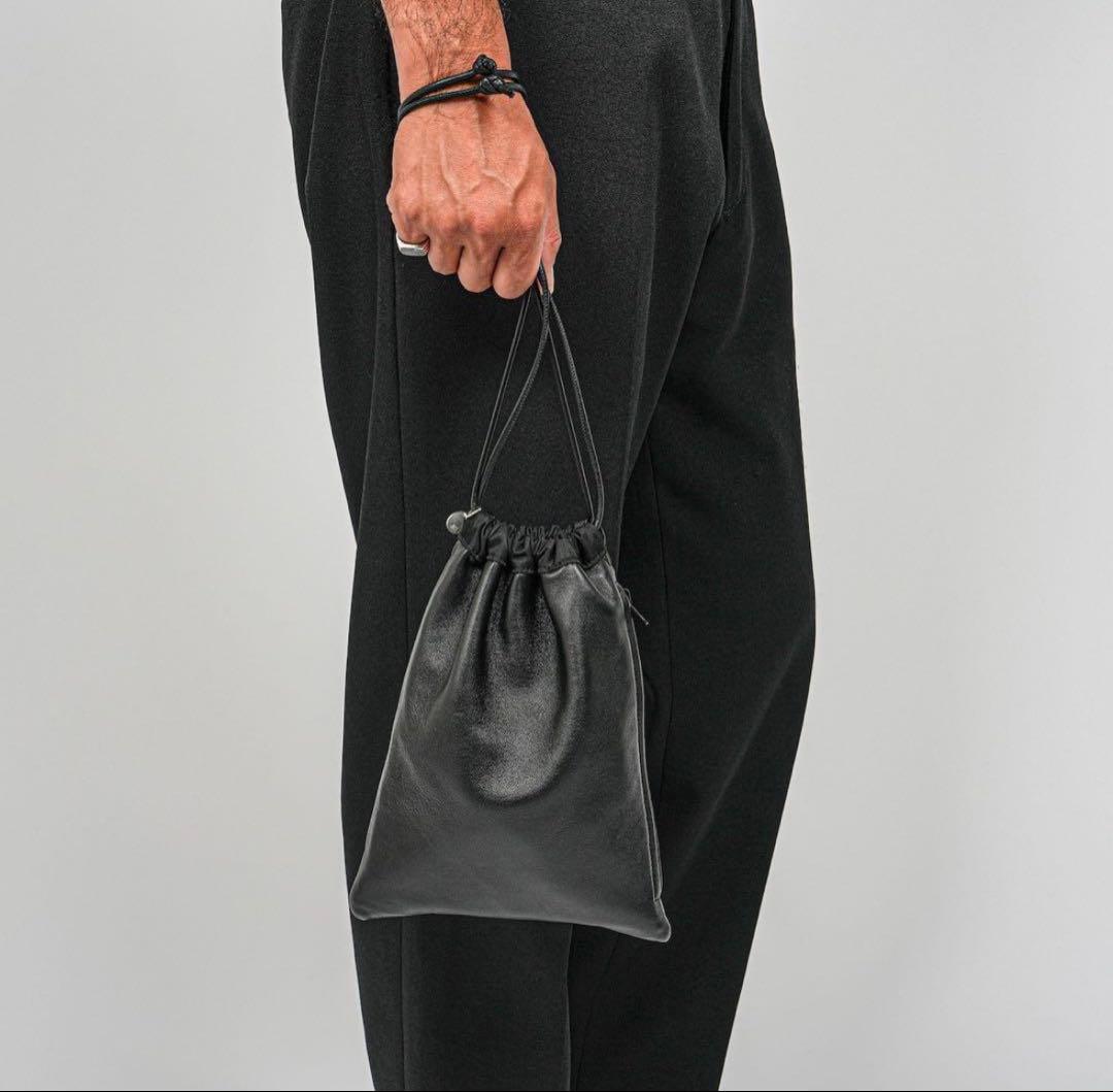 DECI 巾着　レザーリバーシブル　ovy 大藤