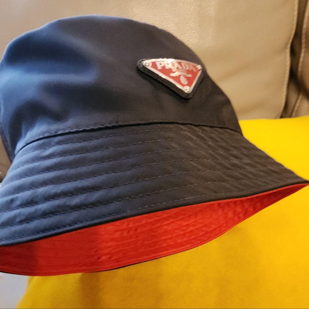 正規品:美品: PRADA バケットハット ネイビー/レッド