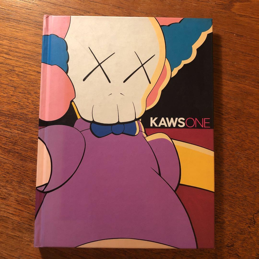 KAWS ONE  KAWS カウズ・ワン