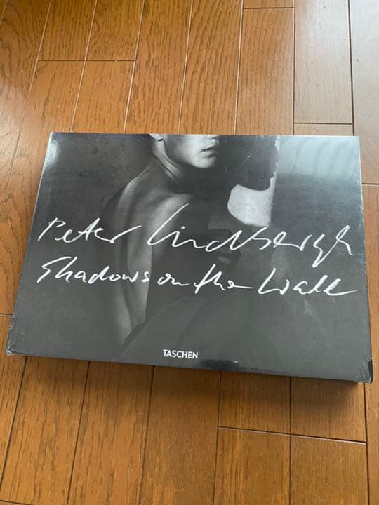 Peter Lindbergh: Shadows on the Wall洋書