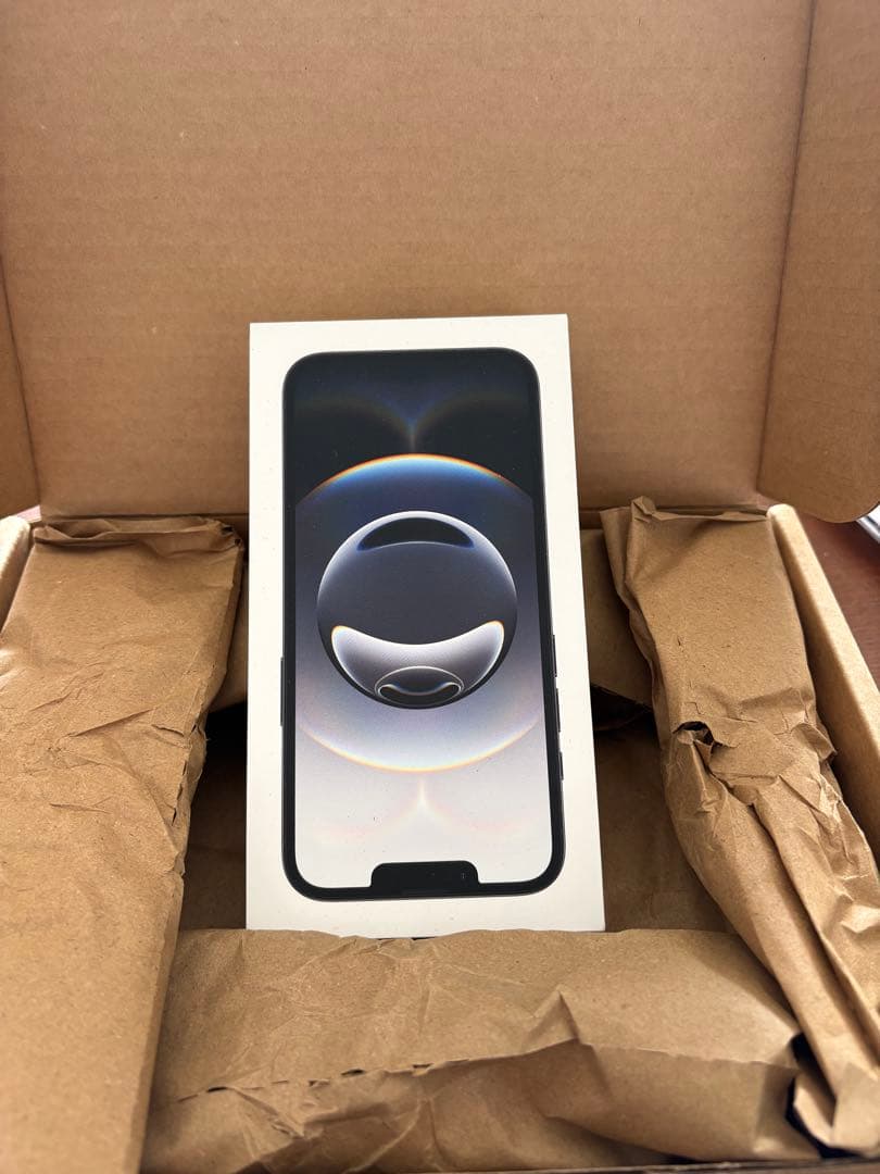 Apple iPhone 16e 128GB ブラック